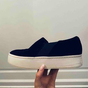 Black Vince Suede Warren Sneaker | Size 7